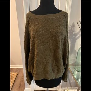Free People army green off the shoulder sweatshirt/sweater long sleeve size L